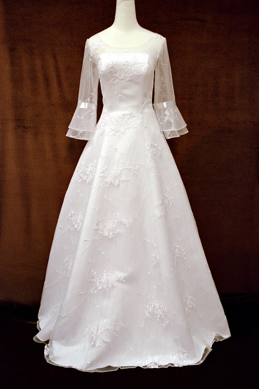 Wedding Dress #59AA207-1