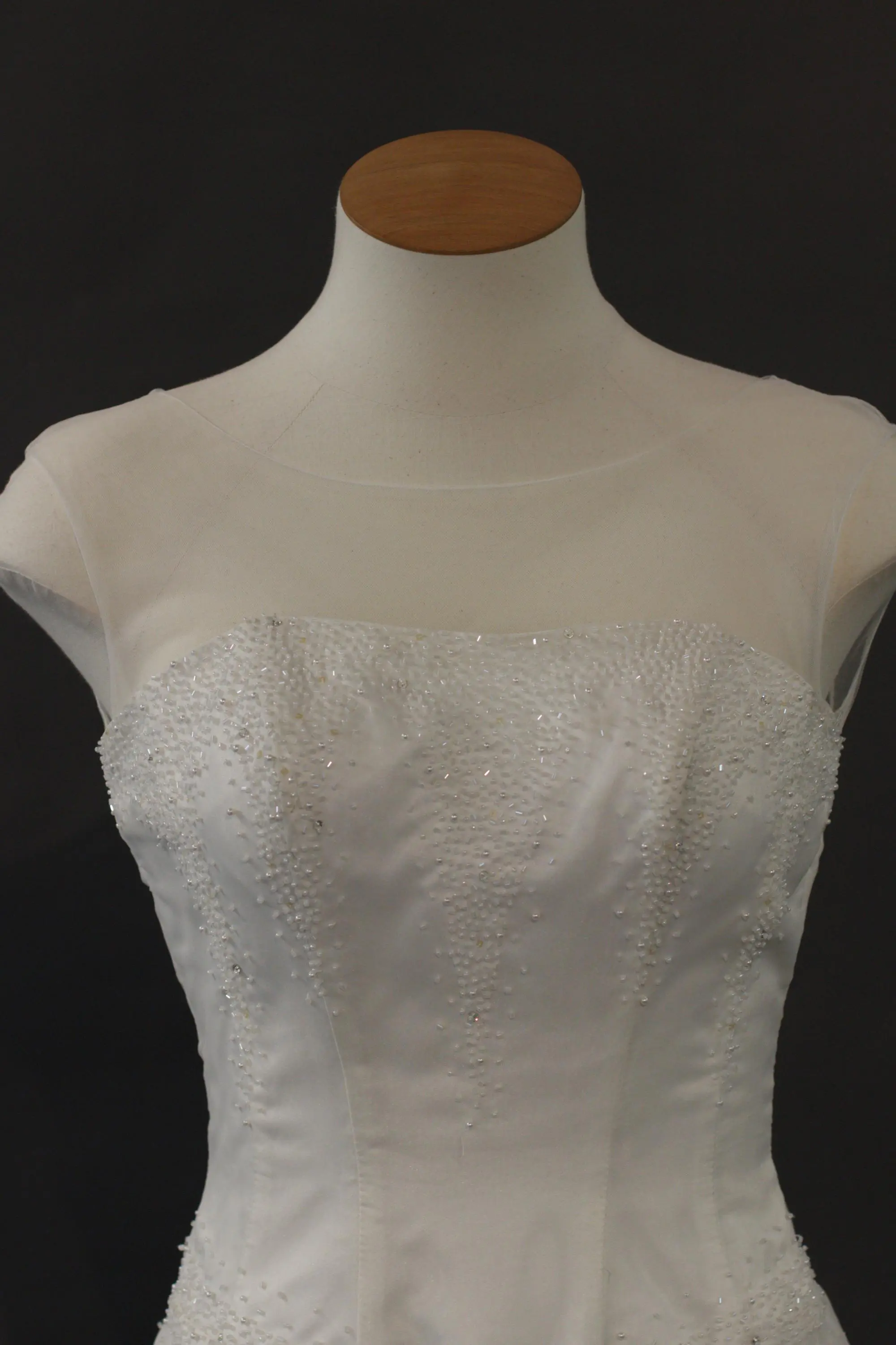 Wedding Dress #56AAE028-1