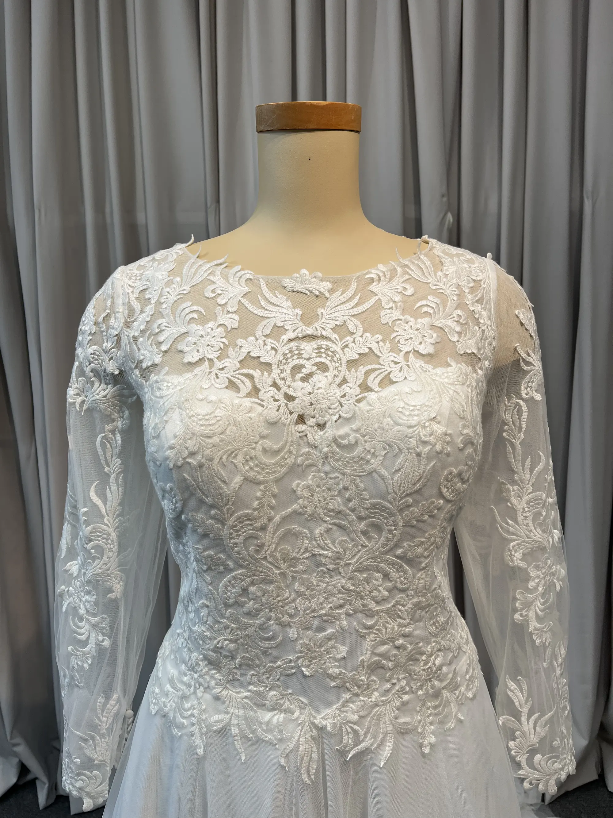 Wedding Dress #8E3DNZ007-3