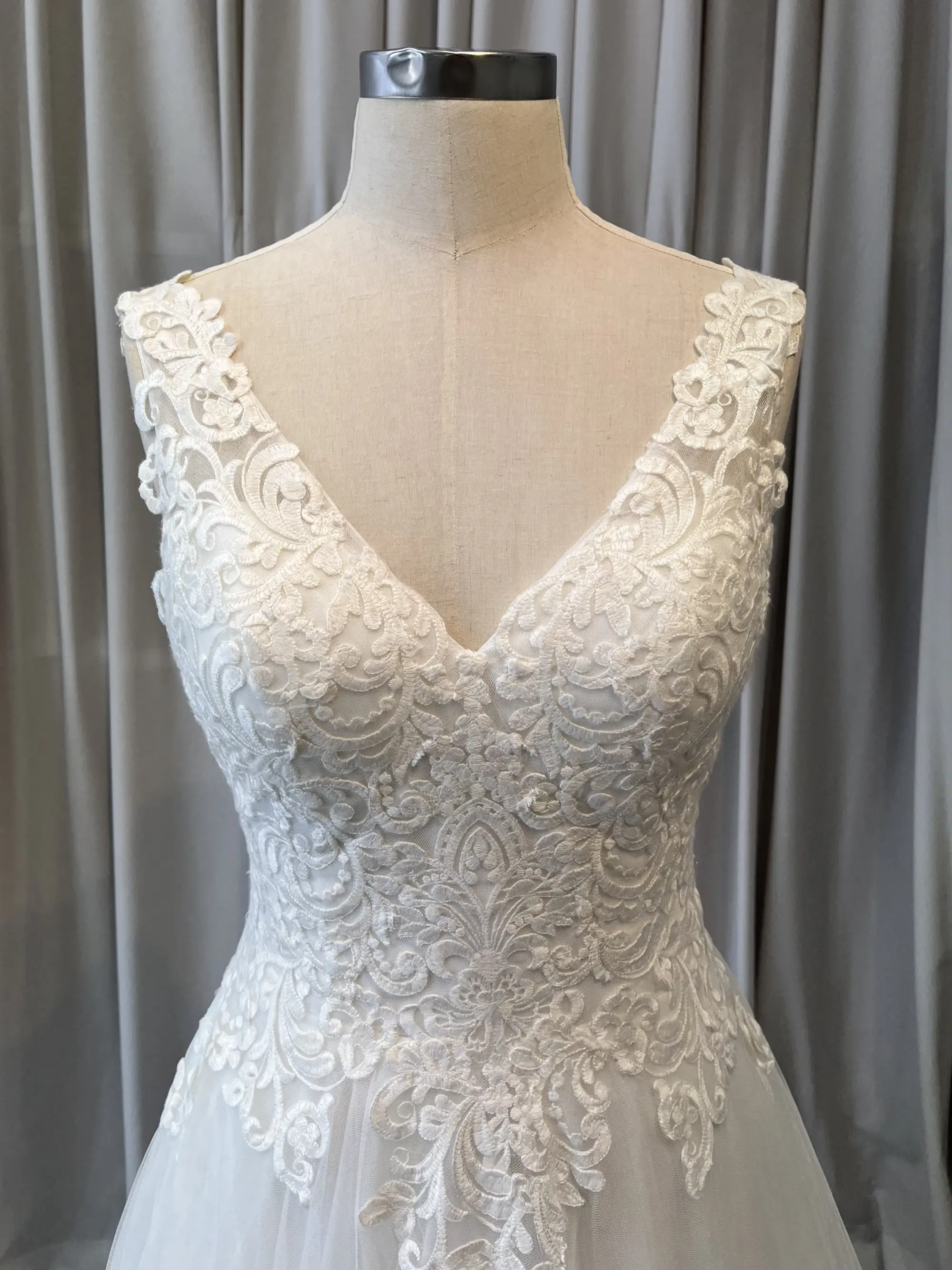 Wedding Dress #487DNZ012-3