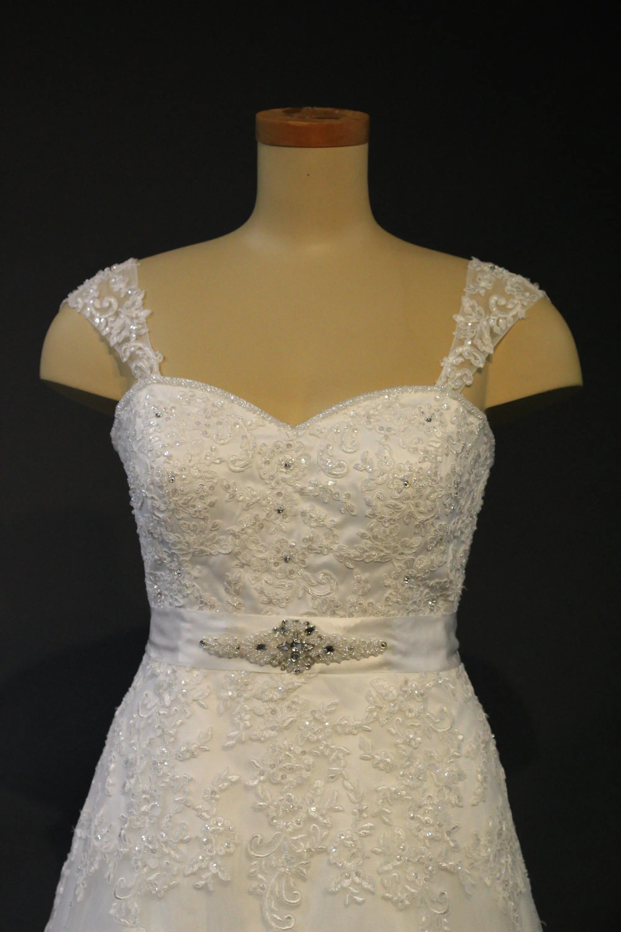 Wedding Dress #D90F303-2