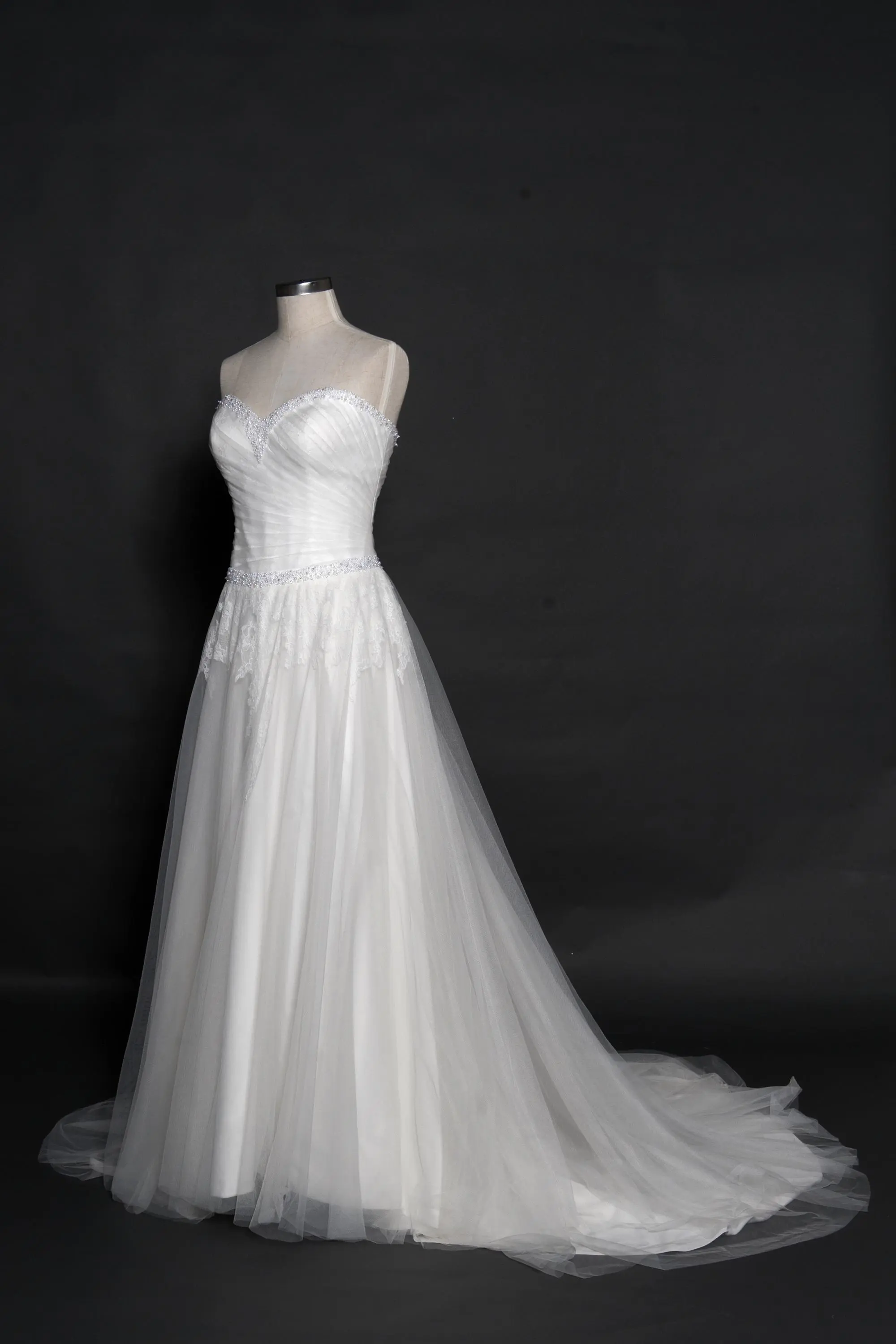 Wedding Dress #146L0153-1