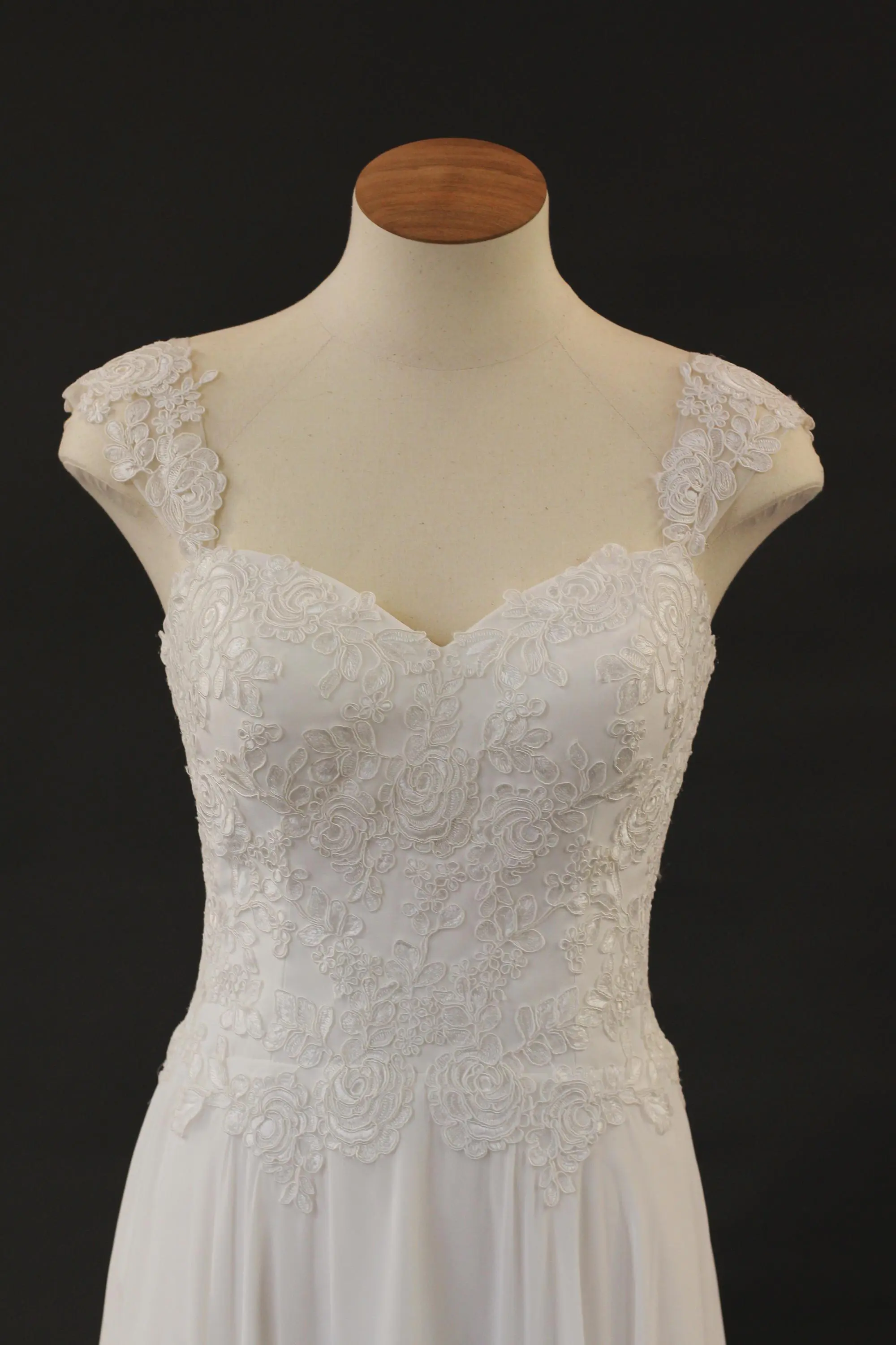 Wedding Dress #A97L0794-3