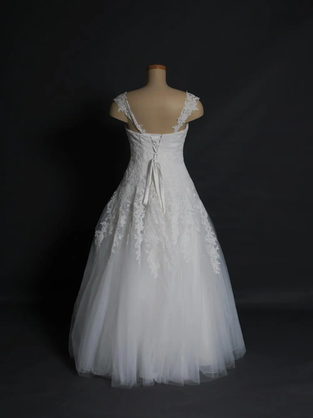 Wedding Dress #1E6L1039-1