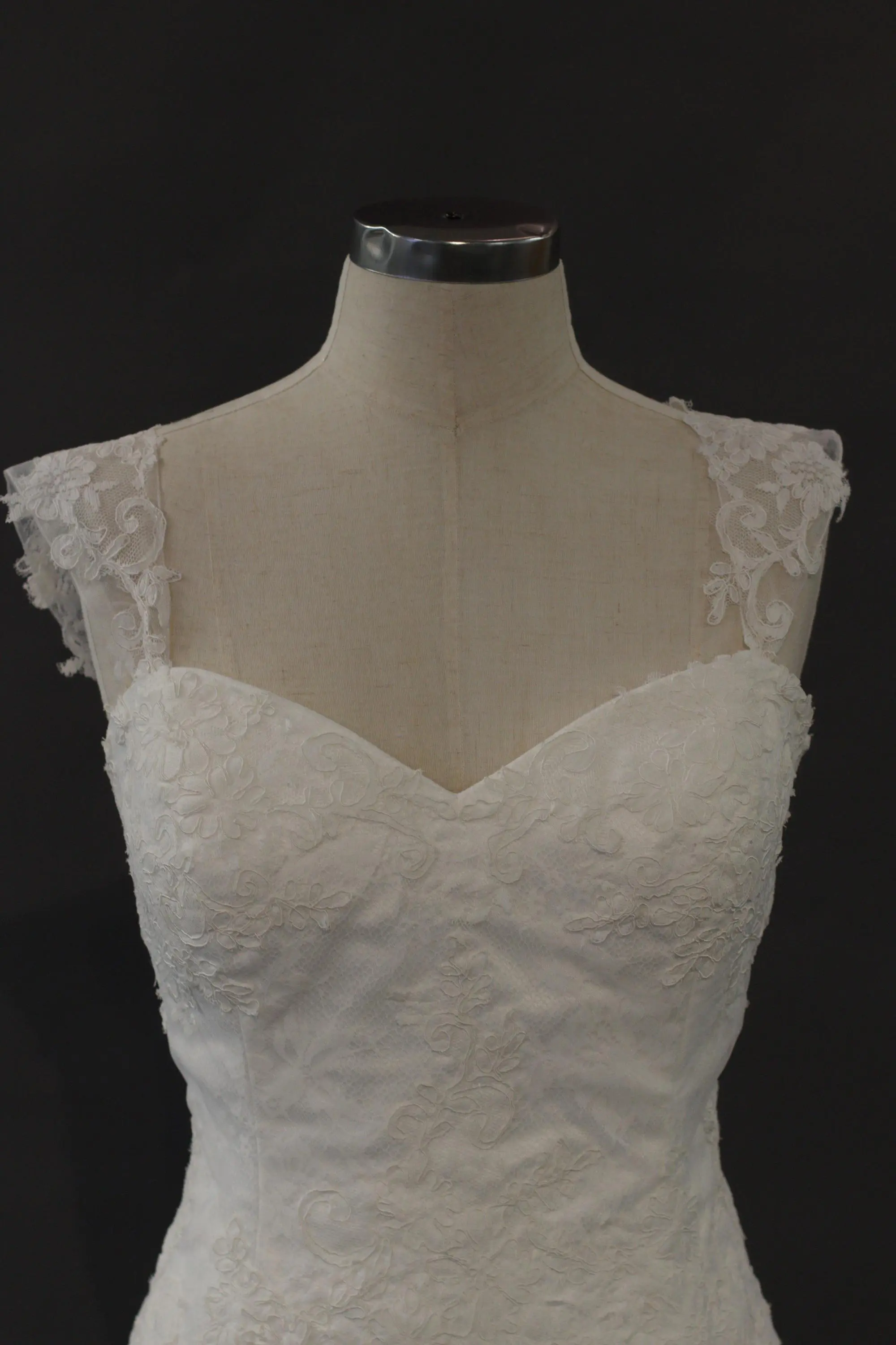 Wedding Dress #EC8L1040-3