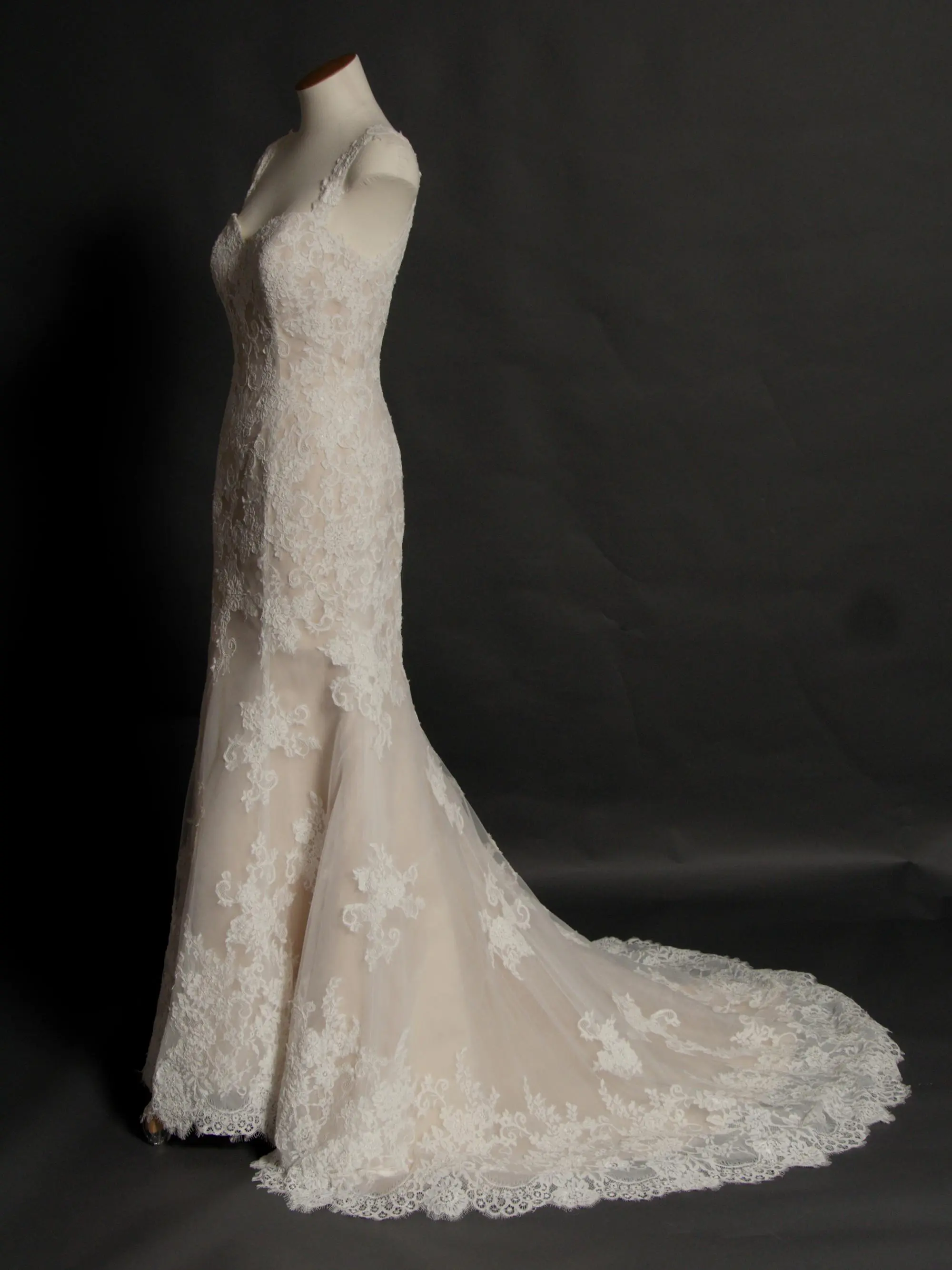 Wedding Dress #49DL1155c-1