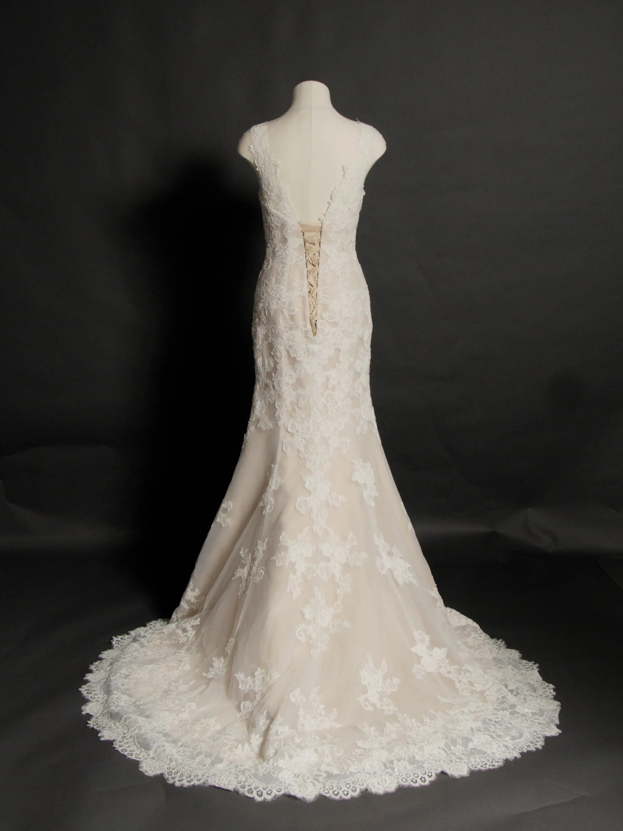 Wedding Dress #49DL1155c-2