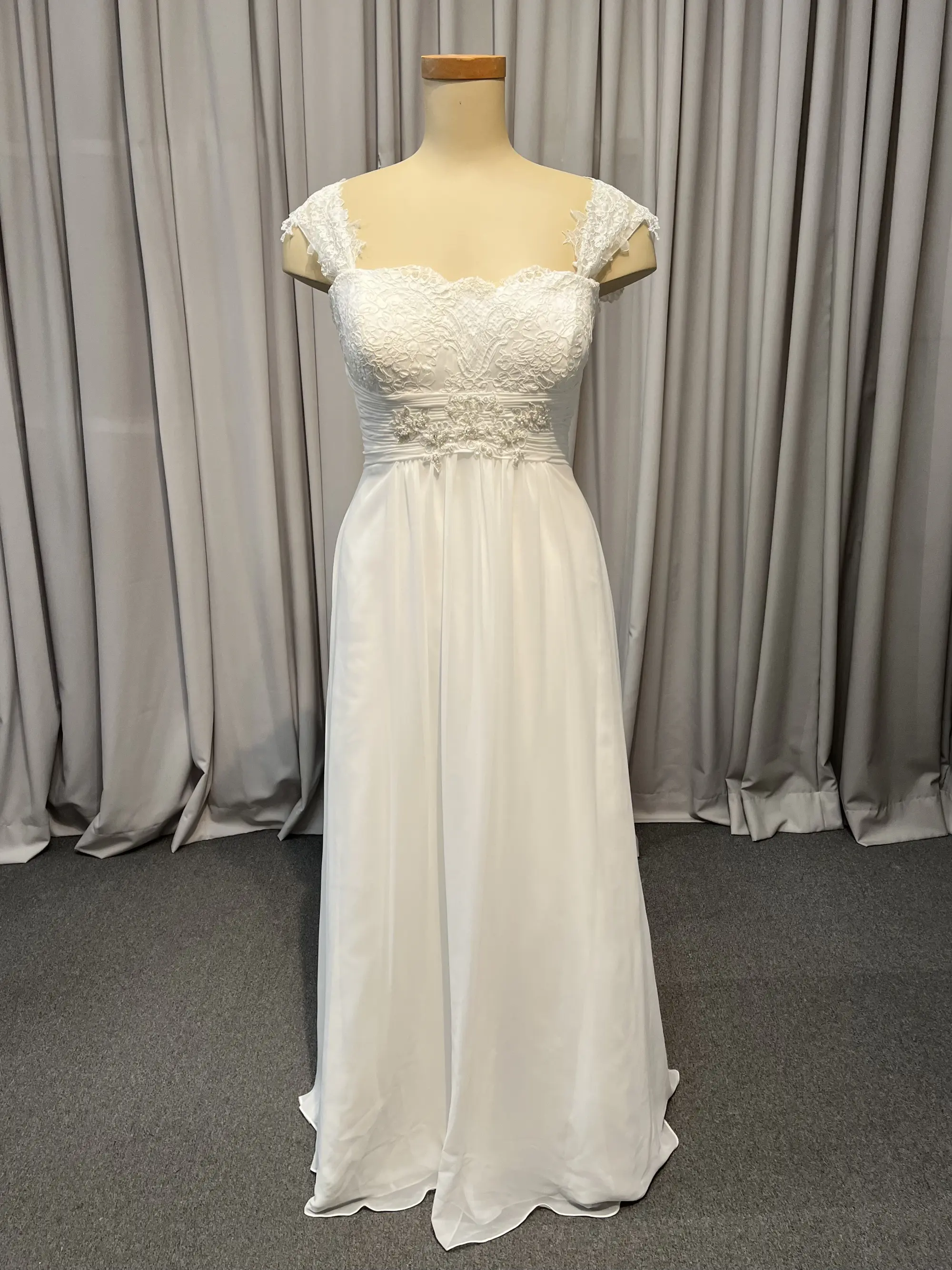 Wedding Dress #12FL2107