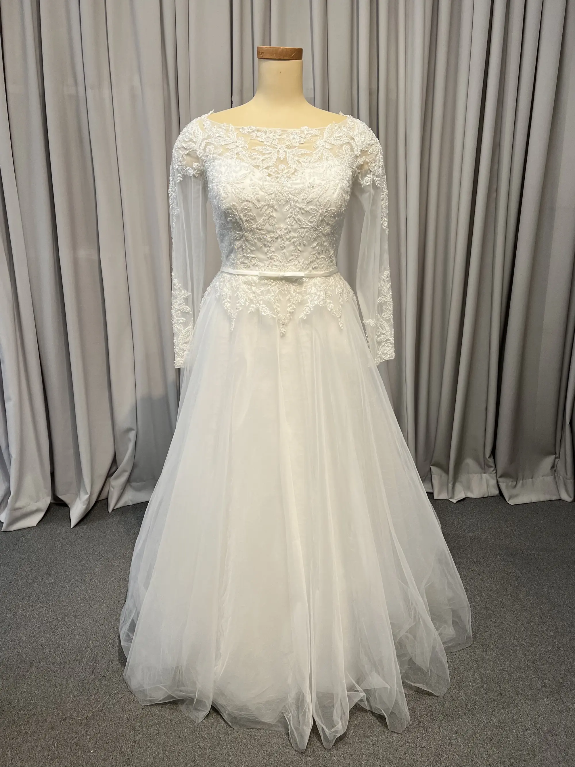 Wedding Dress #2CBL2448