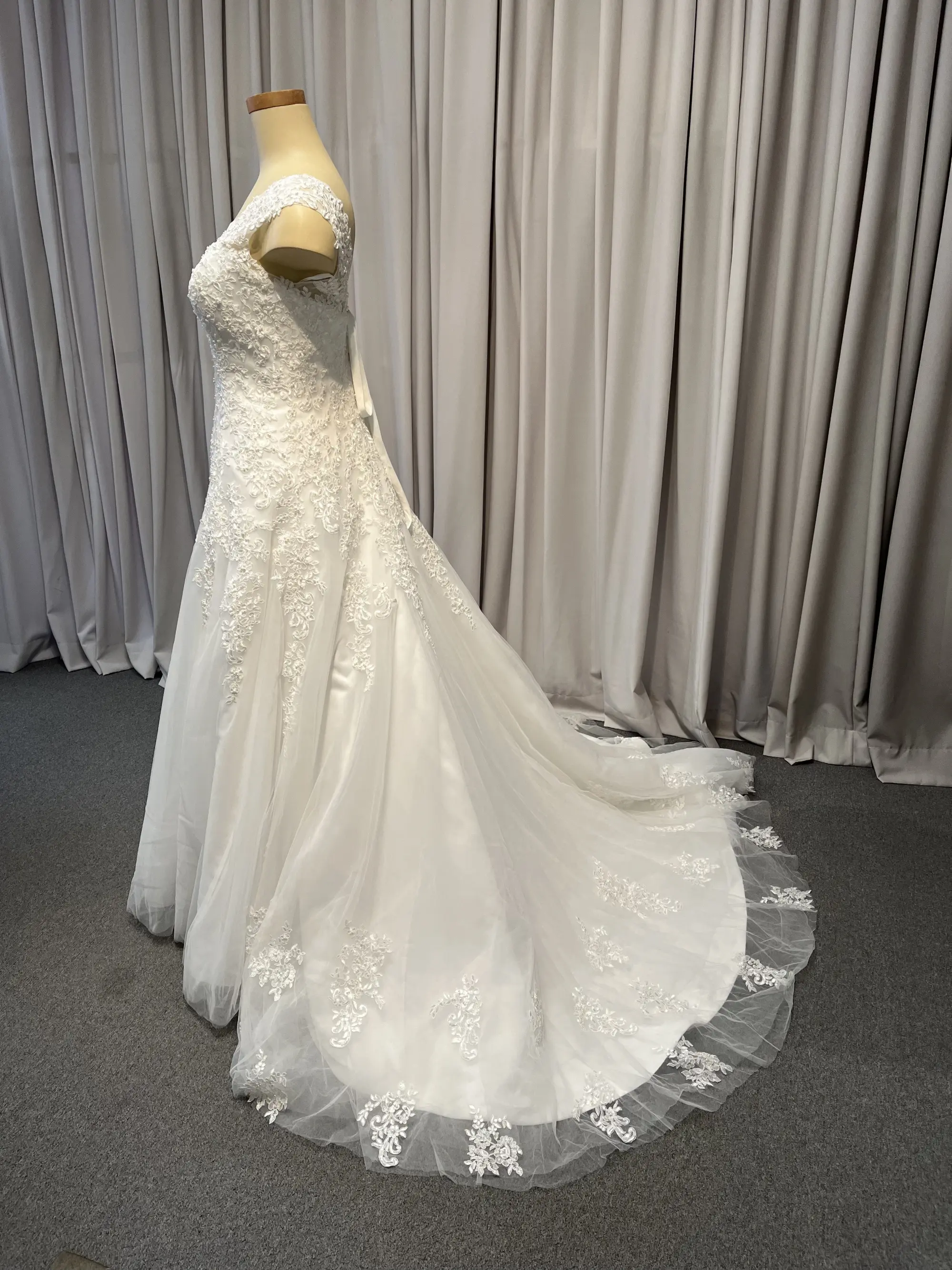 Wedding Dress #828L3061-1