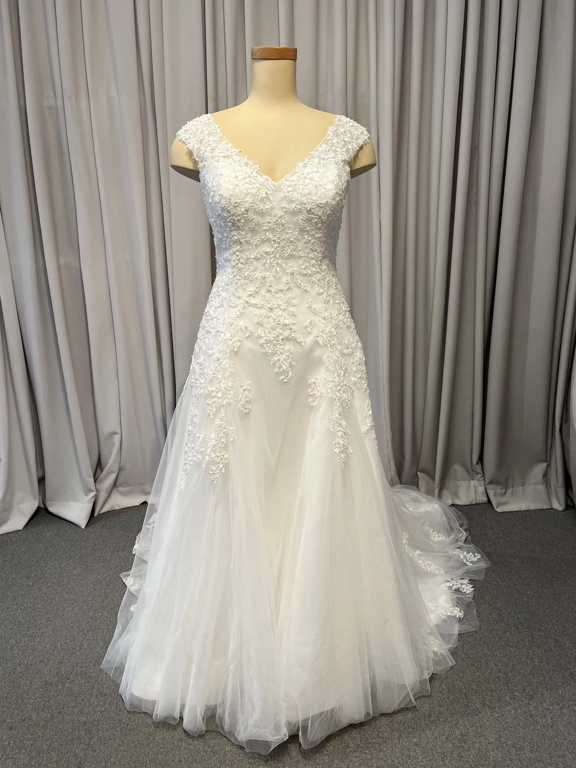 Wedding Dress #828L3061