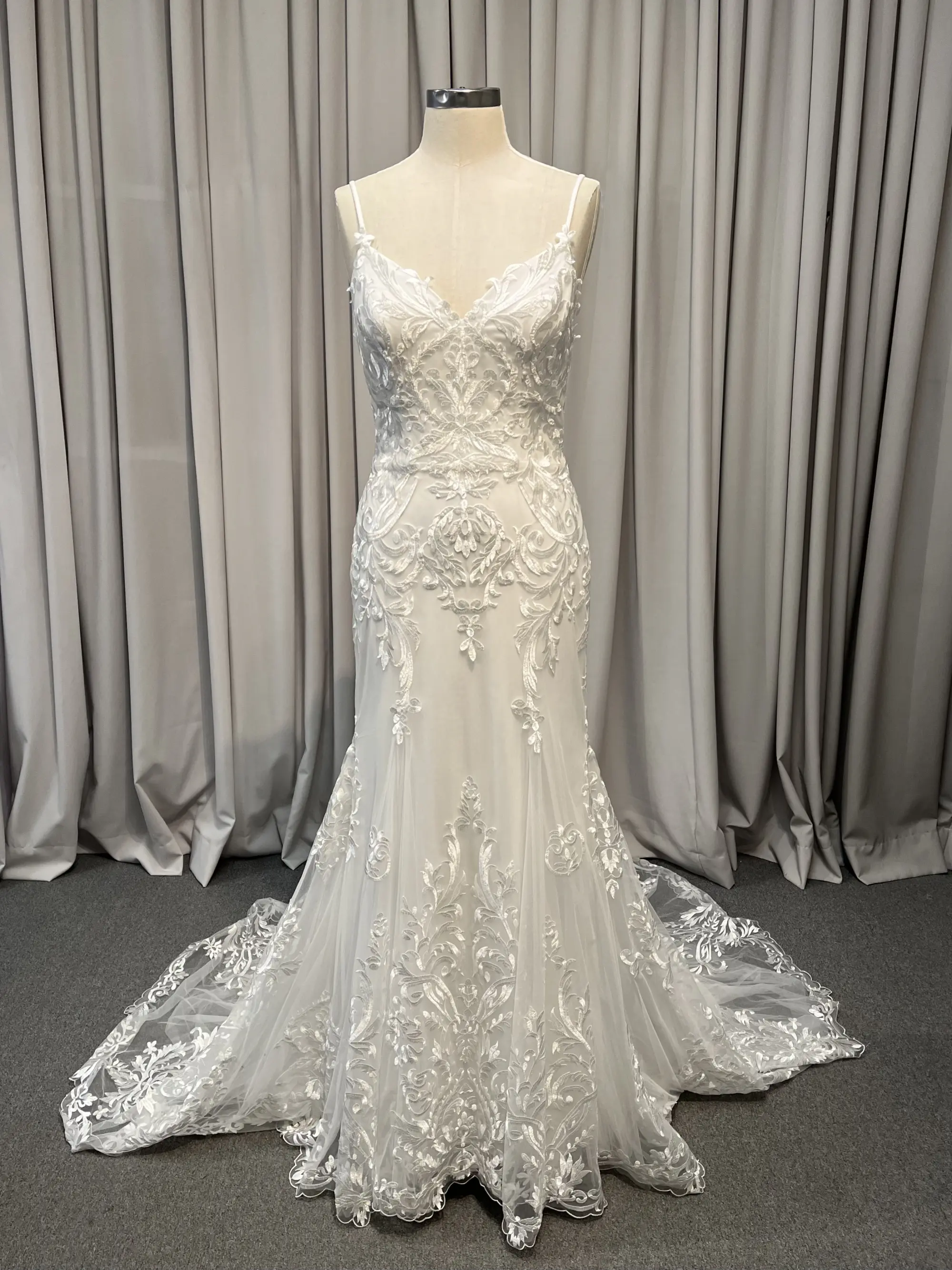 Wedding Dress #2F5L3142-1