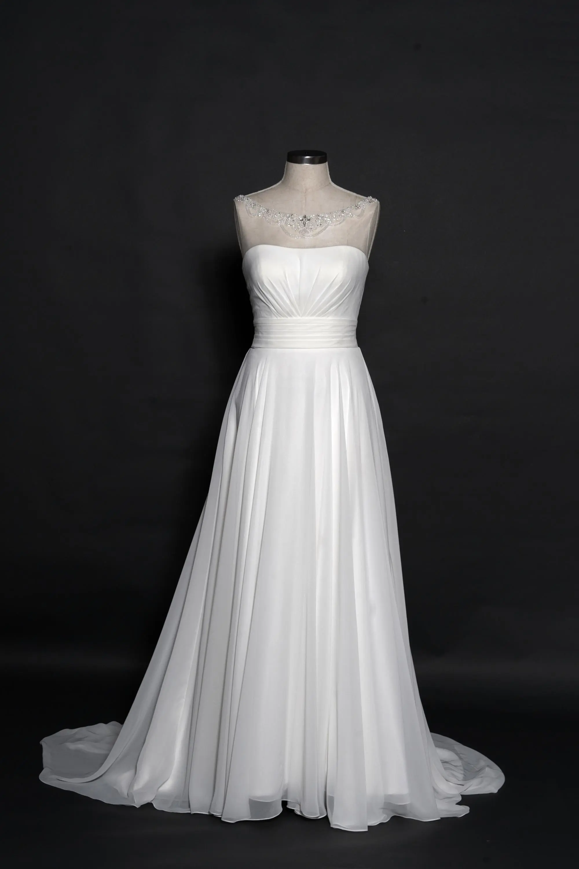 Wedding Dress #2BDVA040