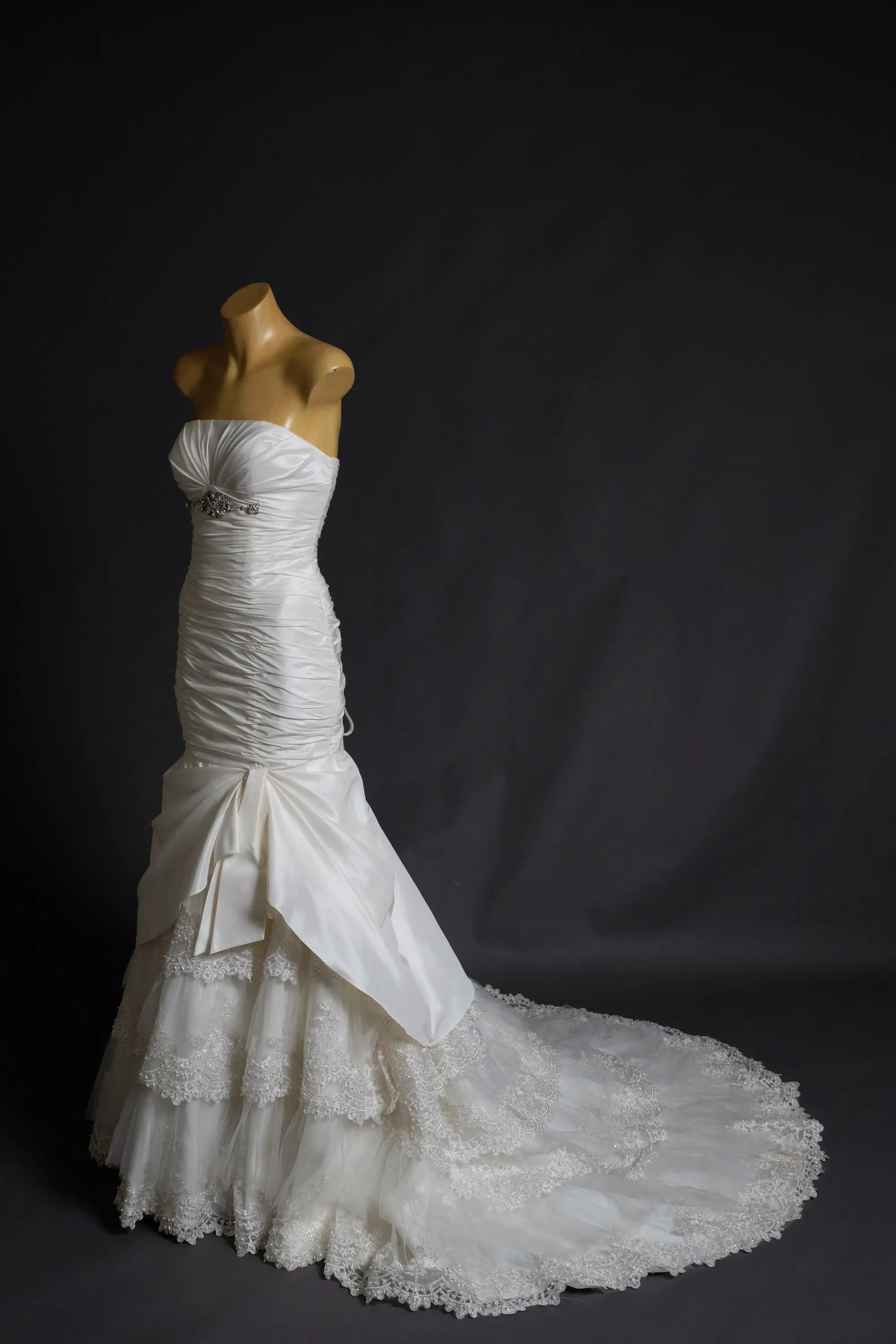 Wedding Dress #EF4W683T-1