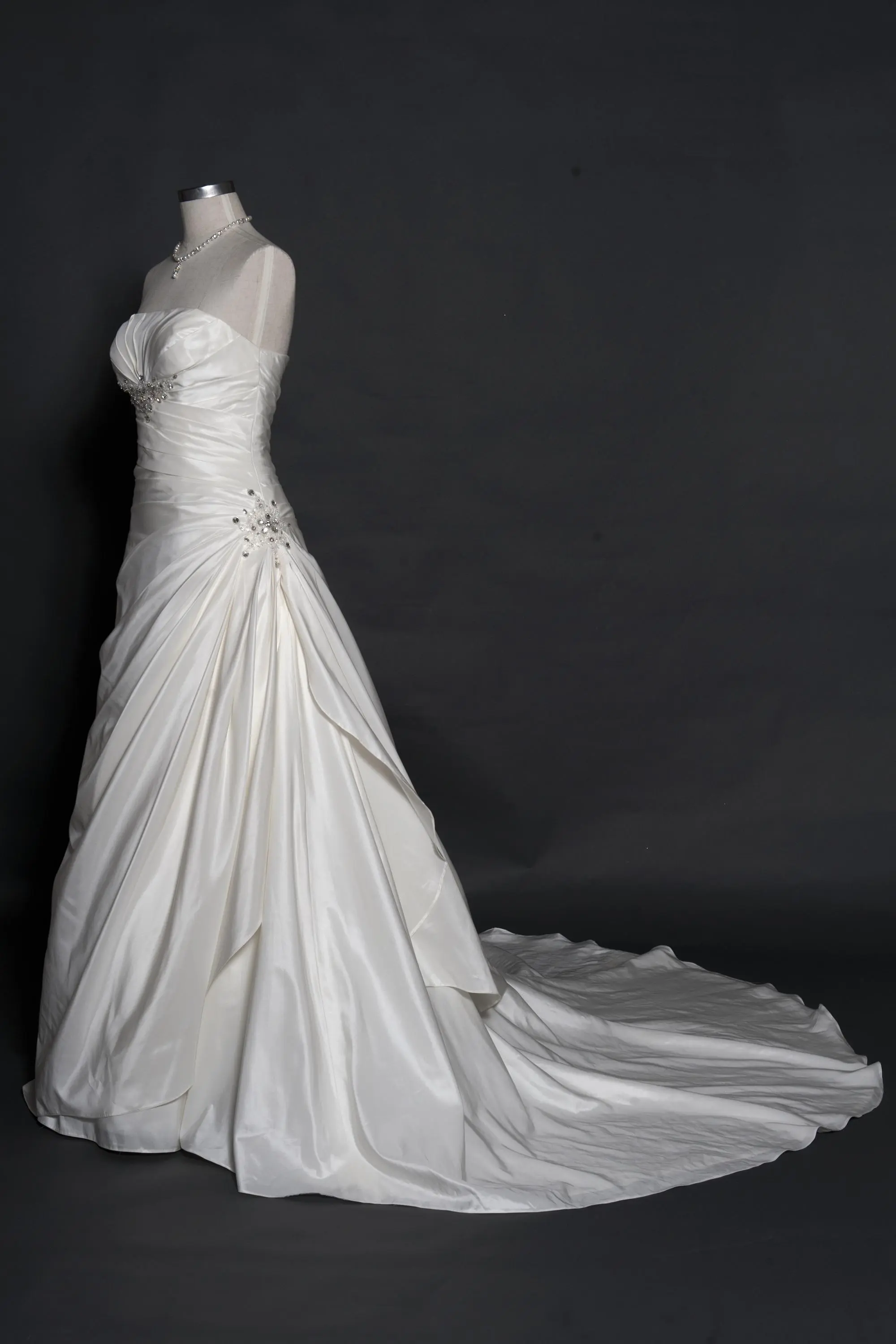 Wedding Dress #3D4W692T-1