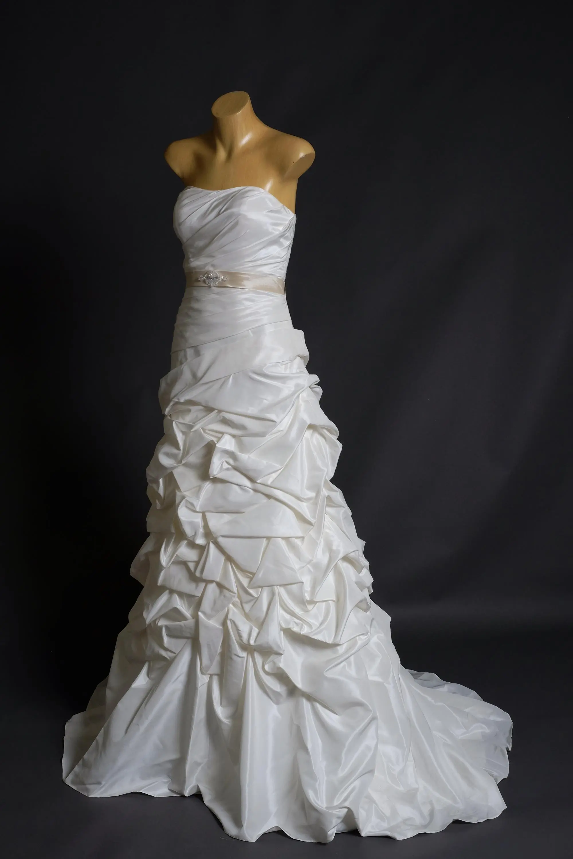 Wedding Dress #E8CX005T-1