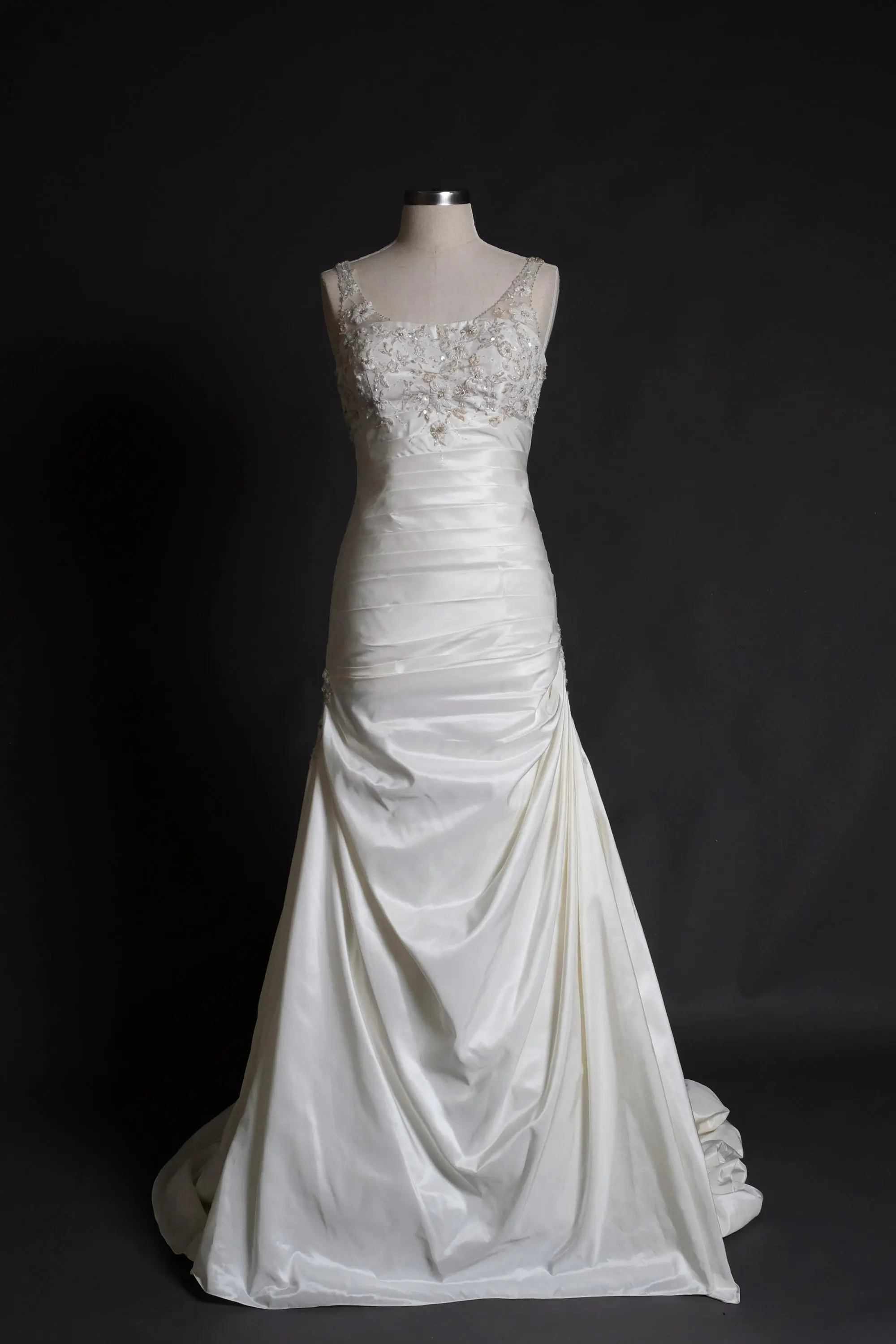 Wedding Dress #6DBX017