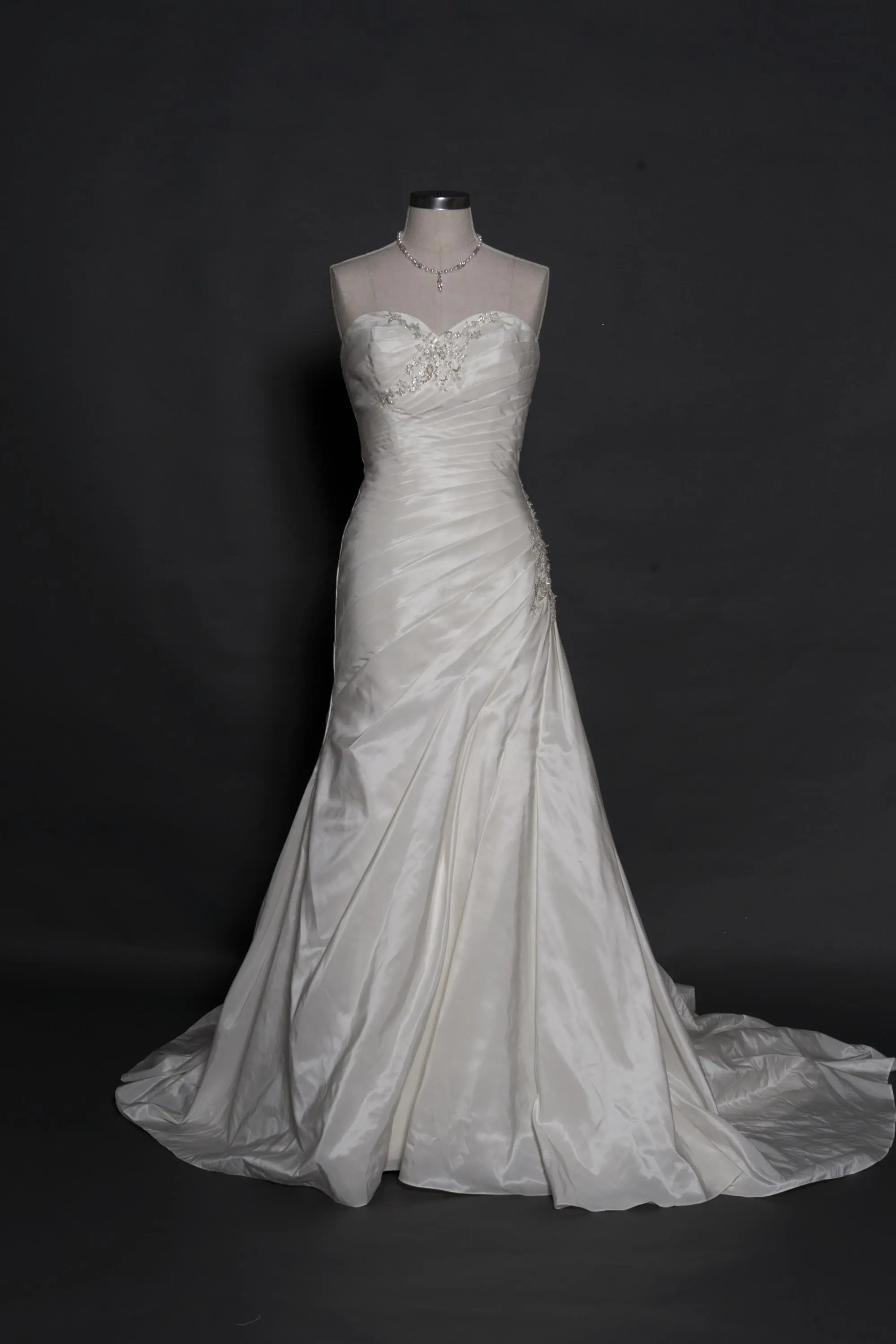 Wedding Dress #B3FX029T