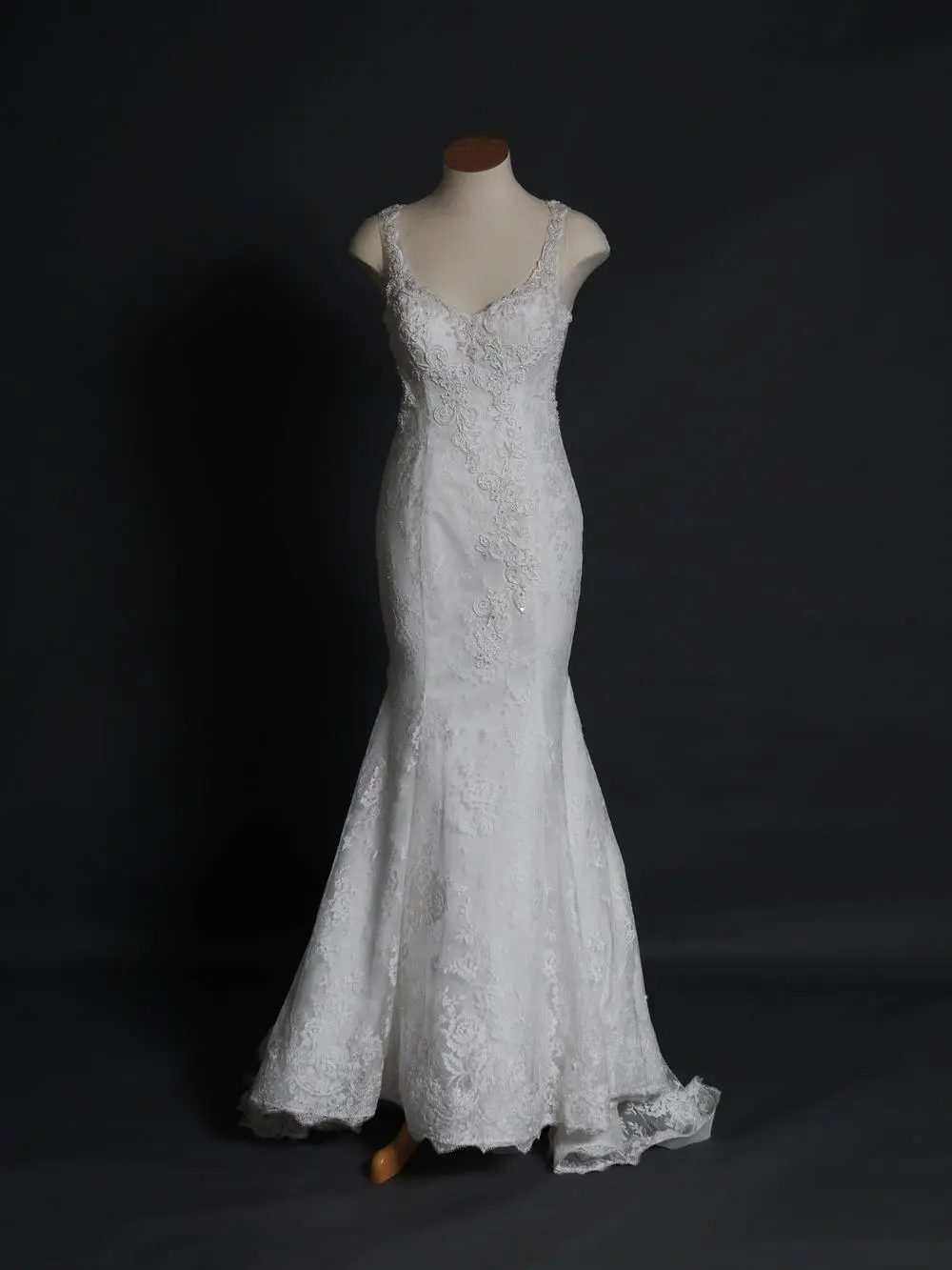 Wedding Dress #242XF1009X