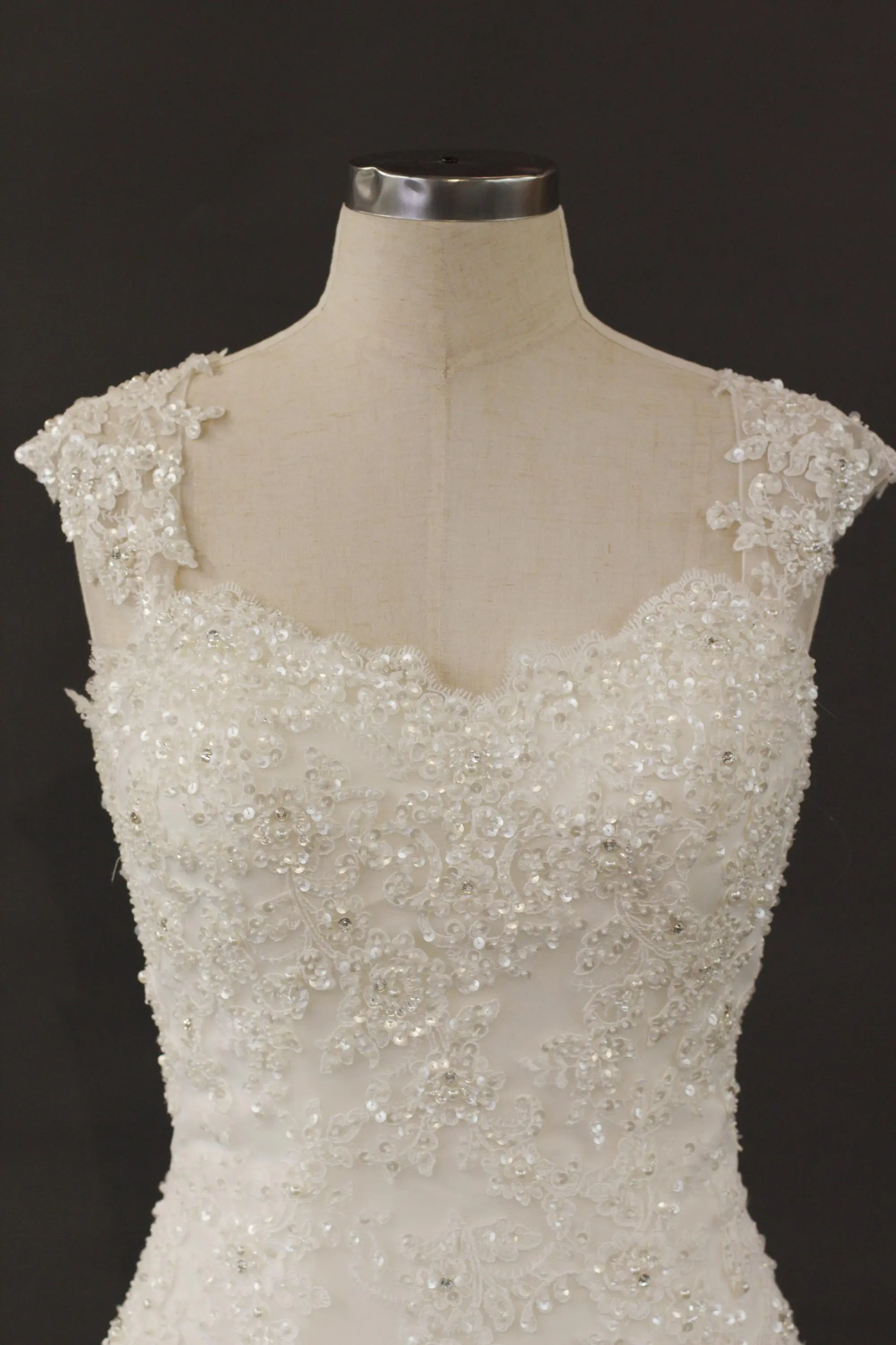 Wedding Dress #465XF16130A-2